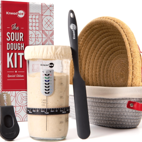 Sourdough Starter Kit â€“ 24oz Starter Jar, 2 Cotton Rope Banneton Proofing Baskets
